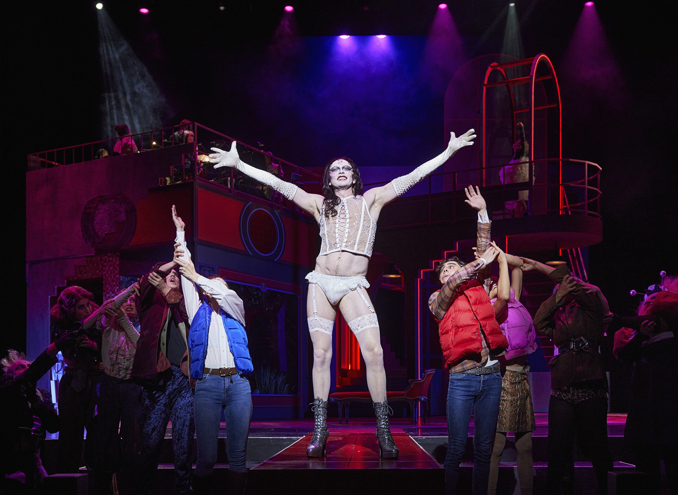 Pasquale di Filippo (Riff-Raff), Lara Lubienski (Phantom), Kathrin Schreier (Phantom), Henry Blue (Phantom), Lisa Schrammel (Janet), Philipp Moschitz (Frank'n'Furter), Tommy Fischnaller-Wachtler (Brad), Adrian Zöschg (Phantom), Alicia Kasenbacher (Phantom), Petra Alexandra Pippan (Magenta)