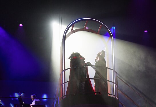 Petra Alexandra Pippan (Magenta), Pasquale di Filippo (Riff-Raff)