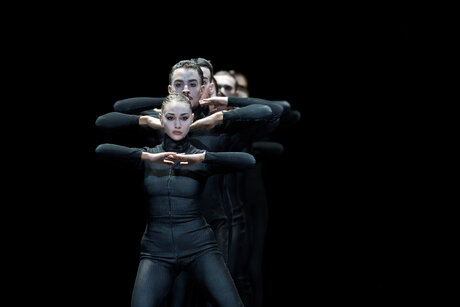 Lotus-Eaters: Giorgia Doria, Franklin Jones da Silva Santos, Ensemble | © Werner Kmetitsch Lotus-Eaters: Giorgia Doria, Franklin Jones da Silva Santos, Ensemble | © Werner Kmetitsch