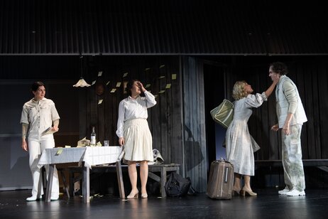 Laetitia Toursarkissian (Marlen), Sara Nunius (Anna), Ulrike Lasta (Hamburgerin), Florian Granzner (Xaver)