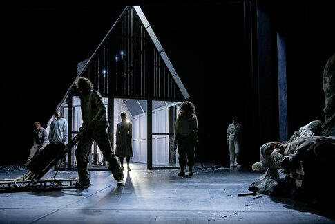 Stefan Riedl (Bergretter), Patrick Ljuboja (Flo), Florian Granzner (Xaver), Ulrike Lasta (Wirtin), Sara Nunius (Anna), Laetitia Toursarkissian (Marlen)