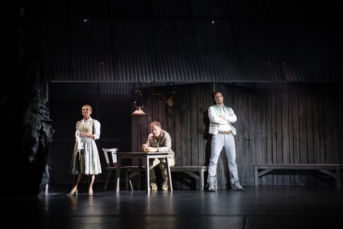 Ulrike Lasta (Wirtin), Stefan Riedl (Bergretter), Patrick Ljuboja (Flo)