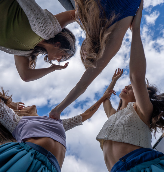 Giorgia Doria, Sarah Merler, Letizia Pignard, Olivia Swintek | © Raphael Gutleben Von Heimat und Tänzen | © Raphael Gutleben