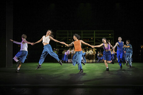 Tanzensemble, Stadtmusikkapelle Amras, «Die Knödel» | © Andreas Etter Tanzensemble, Stadtmusikkapelle Amras, «Die Knödel» | © Andreas Etter