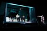 Jakob Nistler (Kameramann), Bernarda Klinar (Reporterin), Stefan Riedl (drogenabhängiger Hausbesitzer), Chor