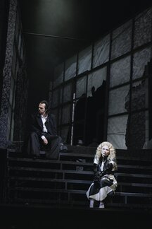 Marcel Brunner (Seher), Hazel Neighbour (Echo)