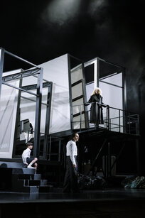 Jakob Noggler (Kind), Marcel Brunner (Seher), Hazel Neighbour (Echo) | © Marcella Ruiz Cruz Jakob Noggler (Kind), Marcel Brunner (Seher), Hazel Neighbour (Echo) | © Marcella Ruiz Cruz