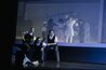 Sabrina Henschke (3. Polizistin), Jakob Nistler (2. Polizist), Bernarda Klinar (1. Polizistin), Chor