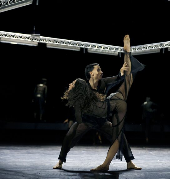 «Meat Market» Antonietta Bajraktari, Franklin Jones da Silva Santos | © Ida Zenna