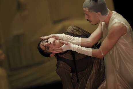 «Over My Dead Body» Catarina Abreu, Franklin Jones da Silva Santos
