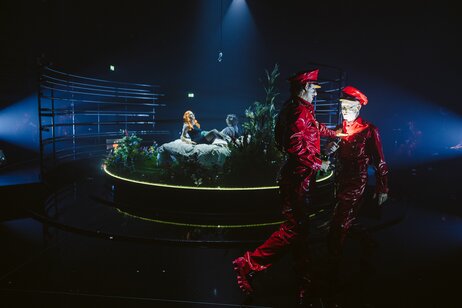 Lucy Altus (Nur), Julien Horbatuk (Guy), Paul Schweinester (Council Member), Thomas Lichtenecker (Doll) | © Frol Poslednyi