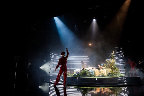 ÖEA Kammerspiele Innsbruck: Thomas Lichtenecker (Doll), Julien Horbatuk (Guy) & Lucy Altus (Nur)