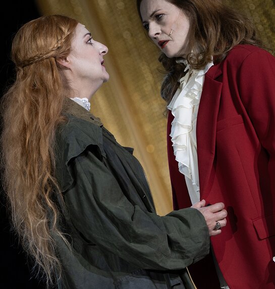 Marion Reiser (Elisabeth), Sara Nunius (Maria Stuart)