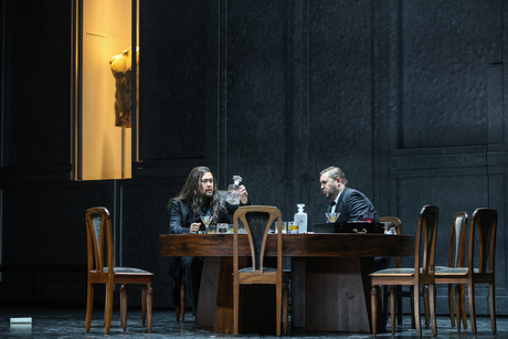 Kazuki Yoshida (Gustavo), Önay Köse (Renato) | © Barbara Pálffy Kazuki Yoshida (Gustavo), Önay Köse (Renato) | © Barbara Pálffy
