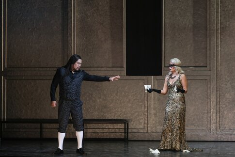 Kazuki Yoshida (Gustavo), Anastasia Lerman (Oscar)