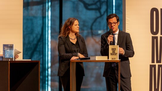 Intendantin Irene Girkinger & Geschäftsführenden Kaufmännischen Direktor Dr. Markus Lutz