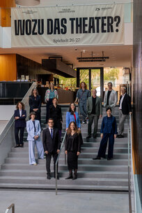 Unser Leitungsteam (von links nach rechts, beginnend ganz oben): Elisabeth Schack, Uschi Oberleiter, Stefan Späti, Martina Natter, Marcel Leemann, Wolfgang Laubichler, Susanne Fohr, Laura Nöbauer, Jeannine Grüneis, Julia Spinola, Bettina Bruinier, Markus Lutz, Irene Girkinger | © Victor Klein