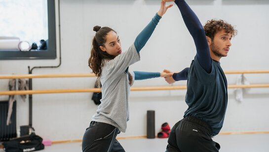 Ensemble beim Proben im Balletsaal