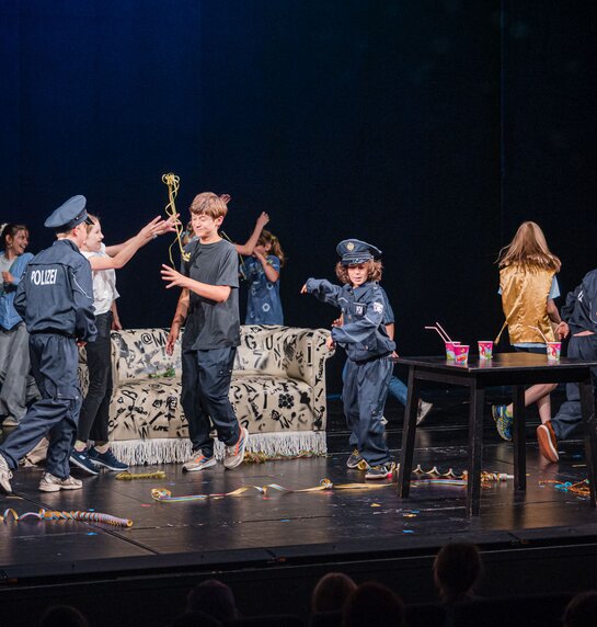 Kids Club des Tiroler Landestheaters mit «Im Fall der Fälle» | © Bernhard Stolz
