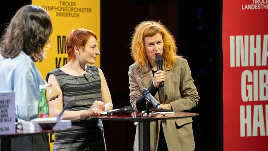Co-Direktorinnen Junges Theater: Laura Nöbauer und Uschi Oberleiter